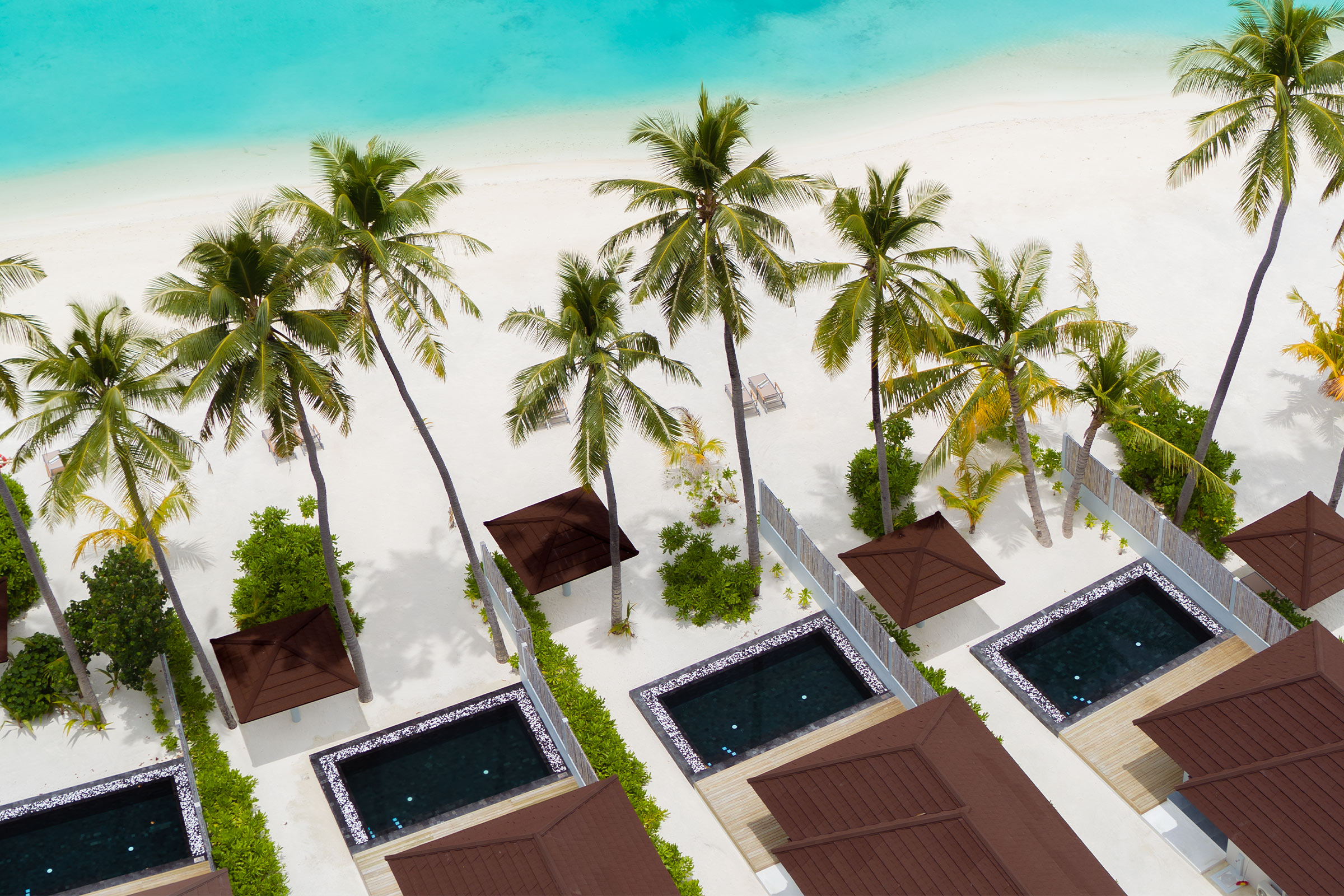 Grand Beach Suite With Pool Aerial 1
