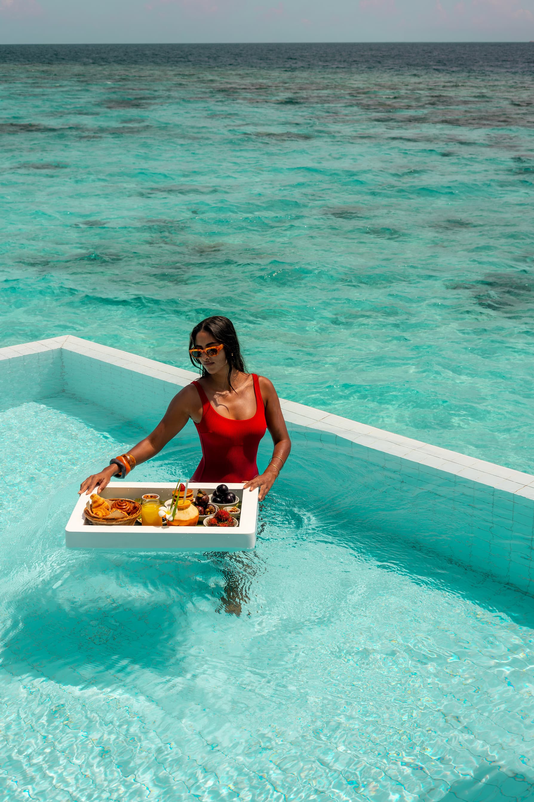 Sun Siyam Iru Veli Floating Breakfast