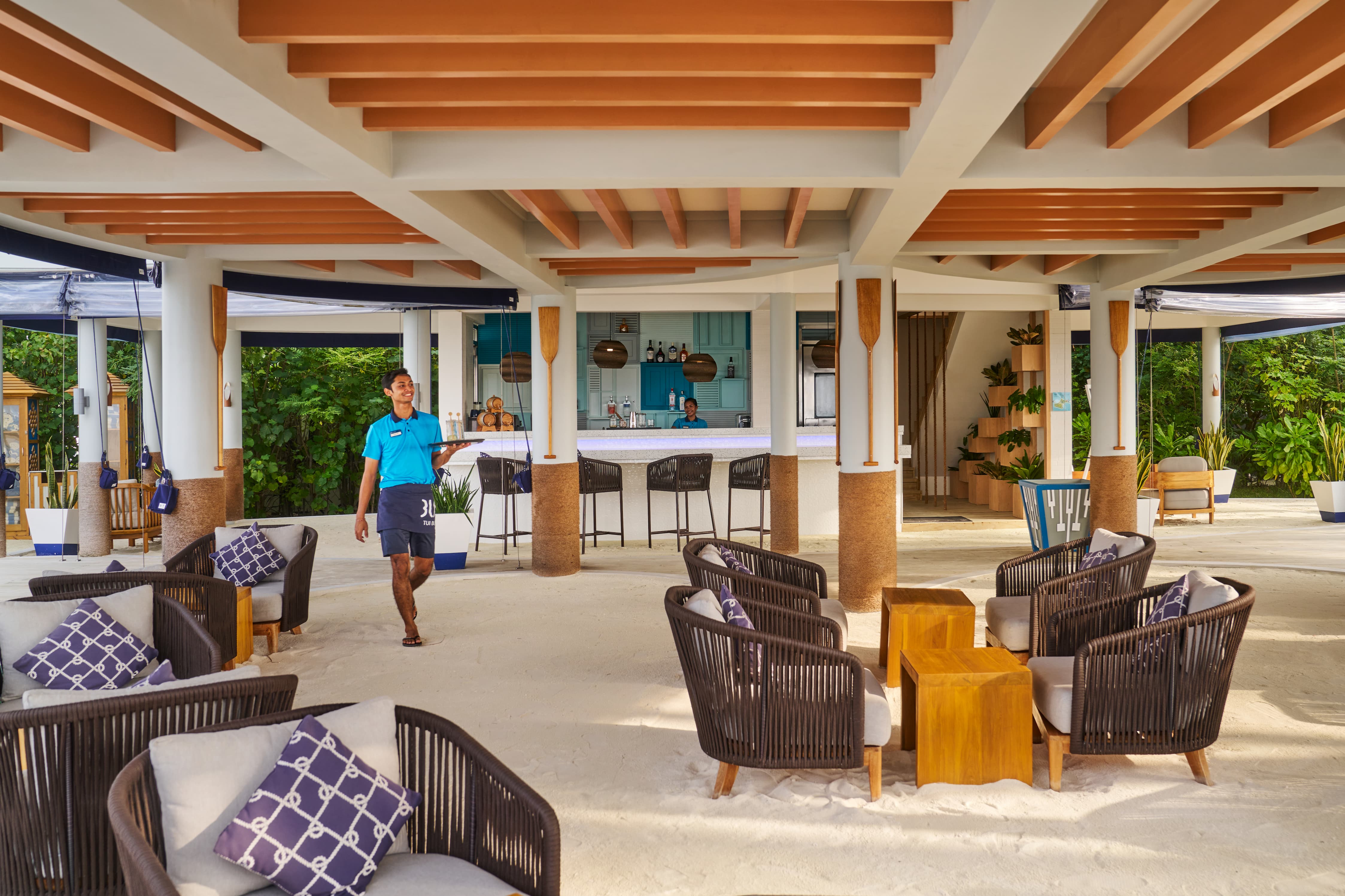 SS OL RI Romance Bar 024 (1)