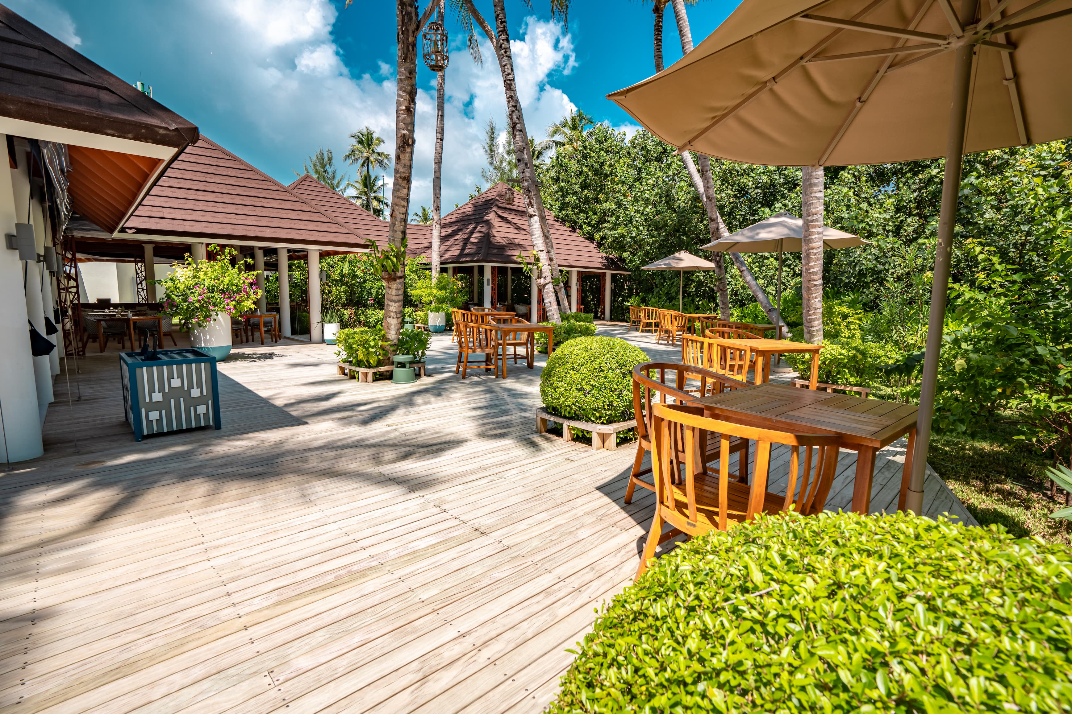 The Restaurant (5) (1)